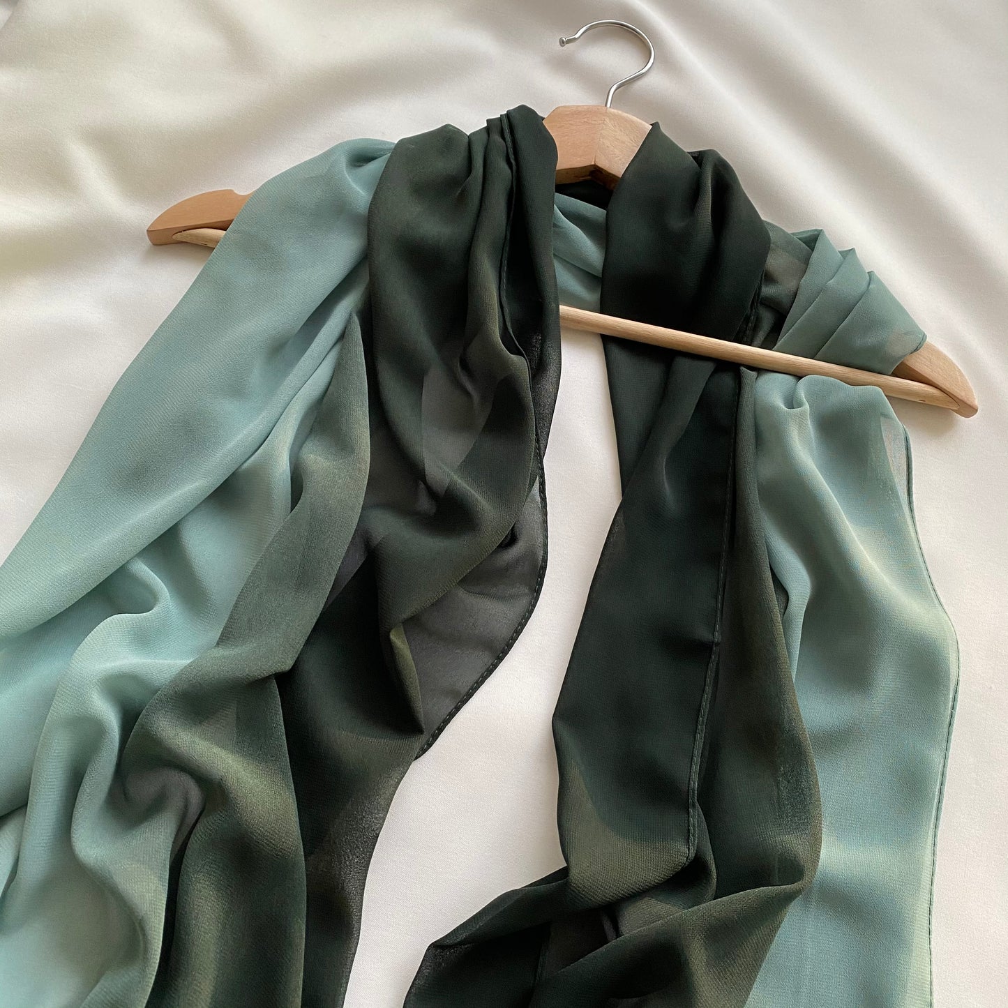 Ombré Chiffon Hijab - Forest Green